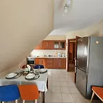Apartment Easy Apartmanhaz