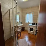 Easy Apartmanhaz Apartment *