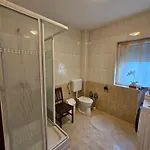 Apartment Easy Apartmanhaz *