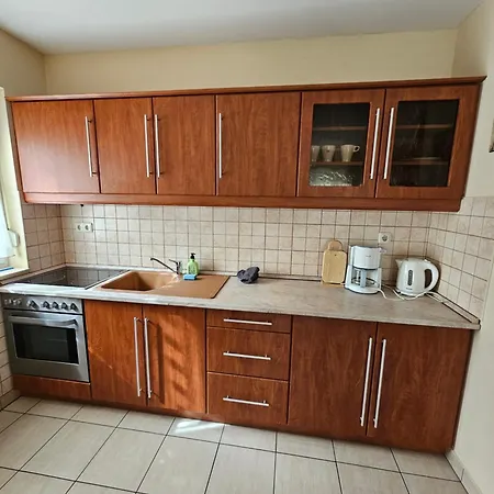 Easy Apartmanhaz Apartment