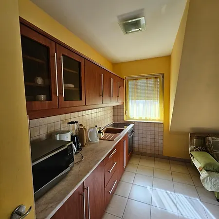 Easy Apartmanhaz Apartment *