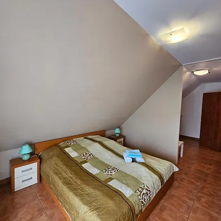 Easy Apartmanhaz