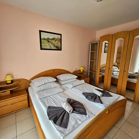 Easy Apartmanhaz Keszthely