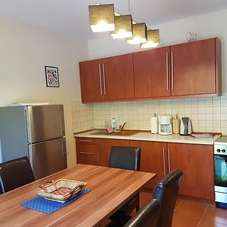 Apartament Easy Apartmanhaz